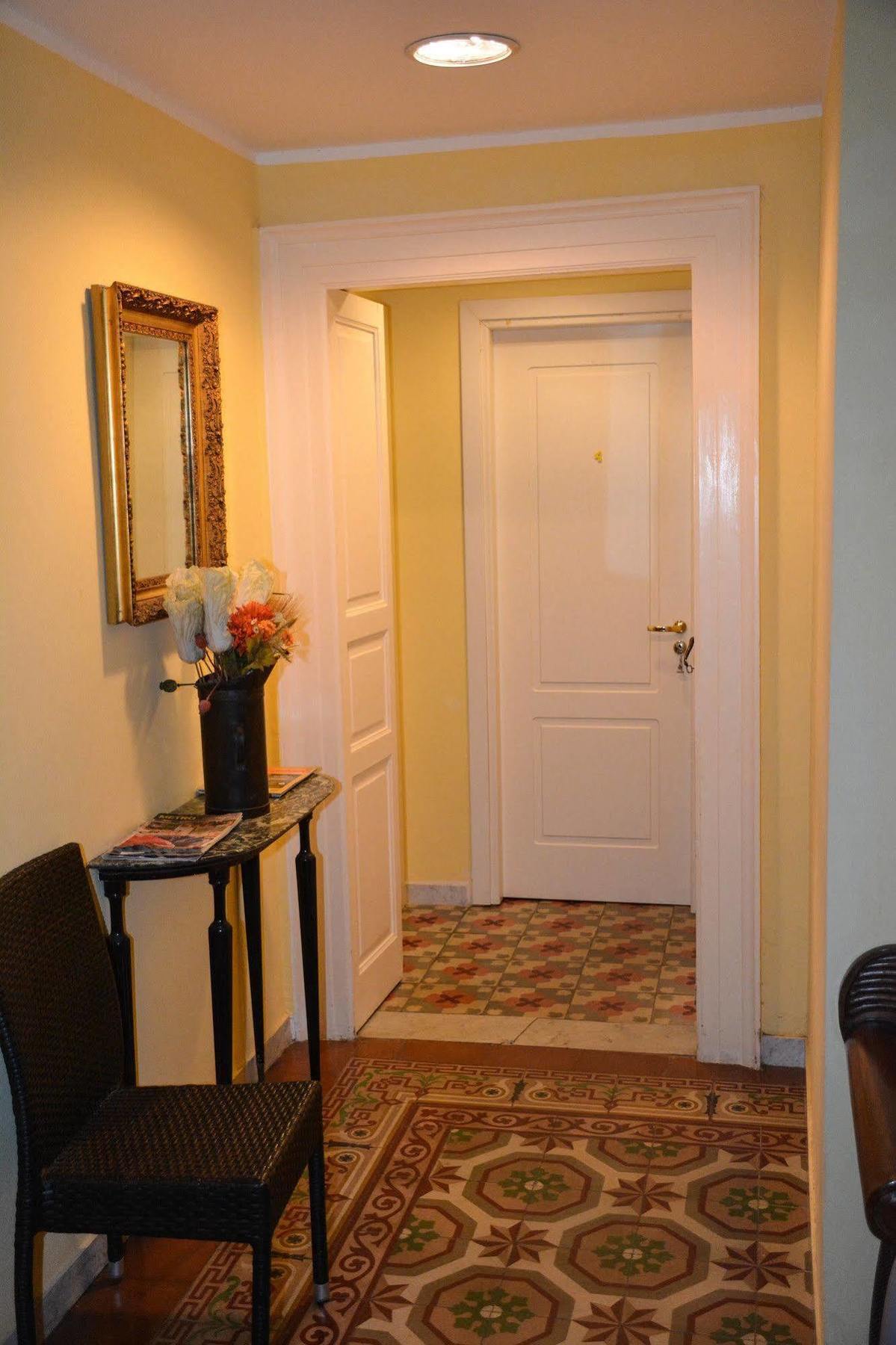 B&B Le Colonne Bríndisi Exterior foto